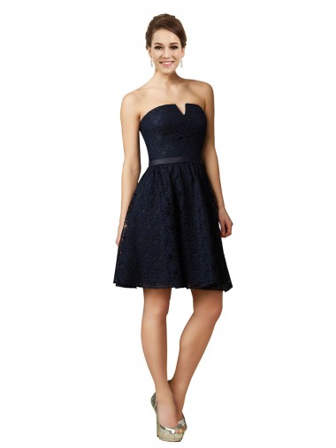 Cheap Classic Knee Length Lace Bridesmaid Dress / Cocktail Dress with Notched Neckline Perth